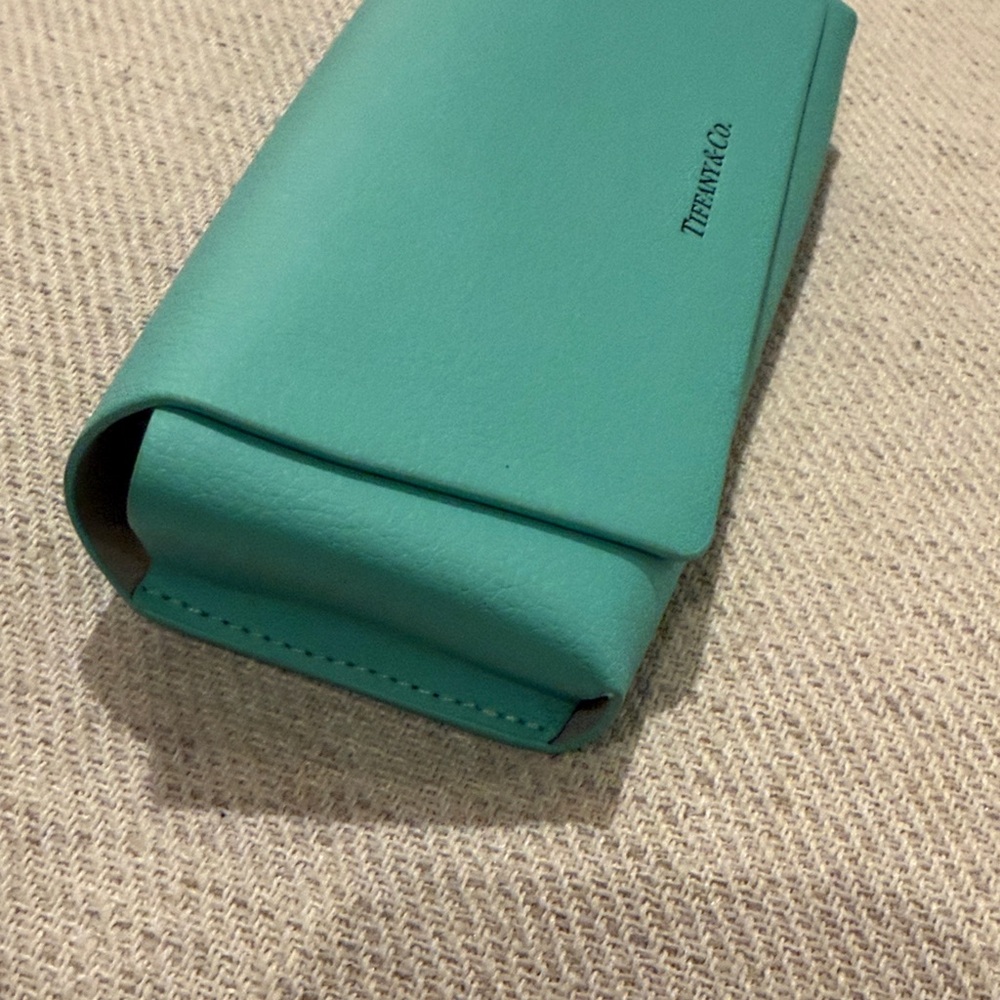 Tiffany & Co. Teal Leather Glasses case - Picture 3 of 5